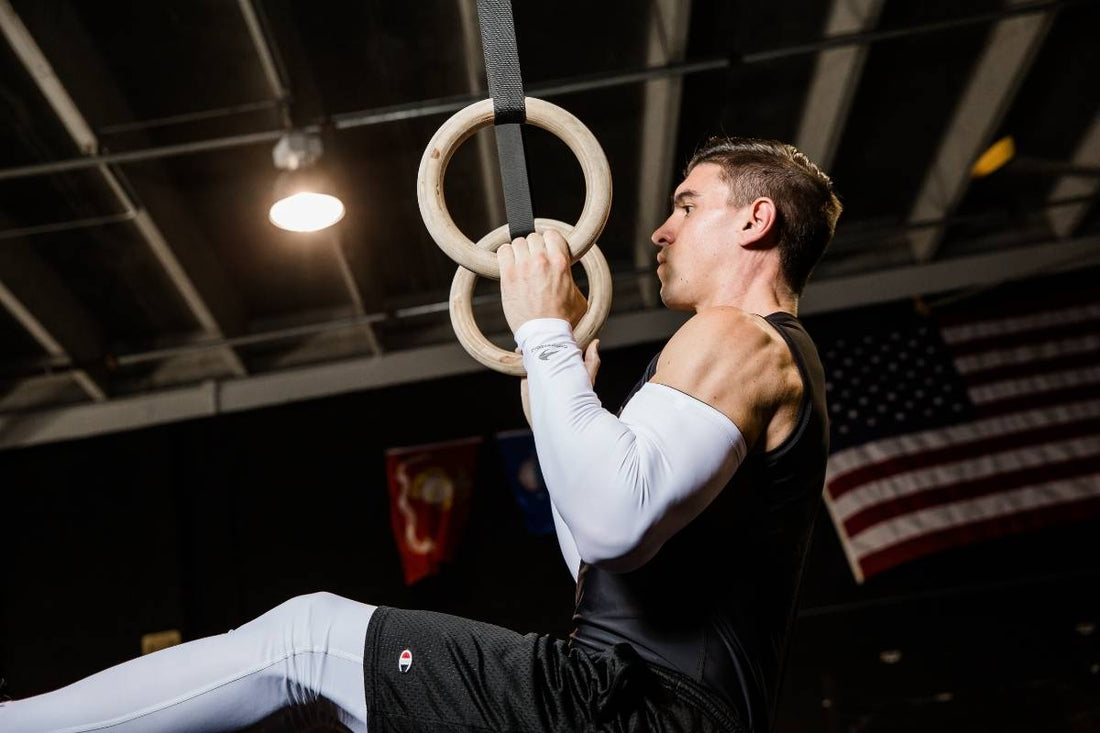 How Compression Sleeves Reduce Pain After Injuries