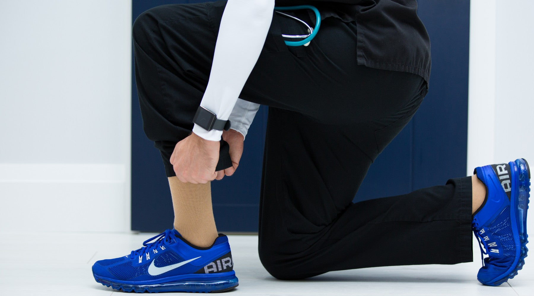 Compression Socks (20-30mmhg) - Solid – CompressionZ