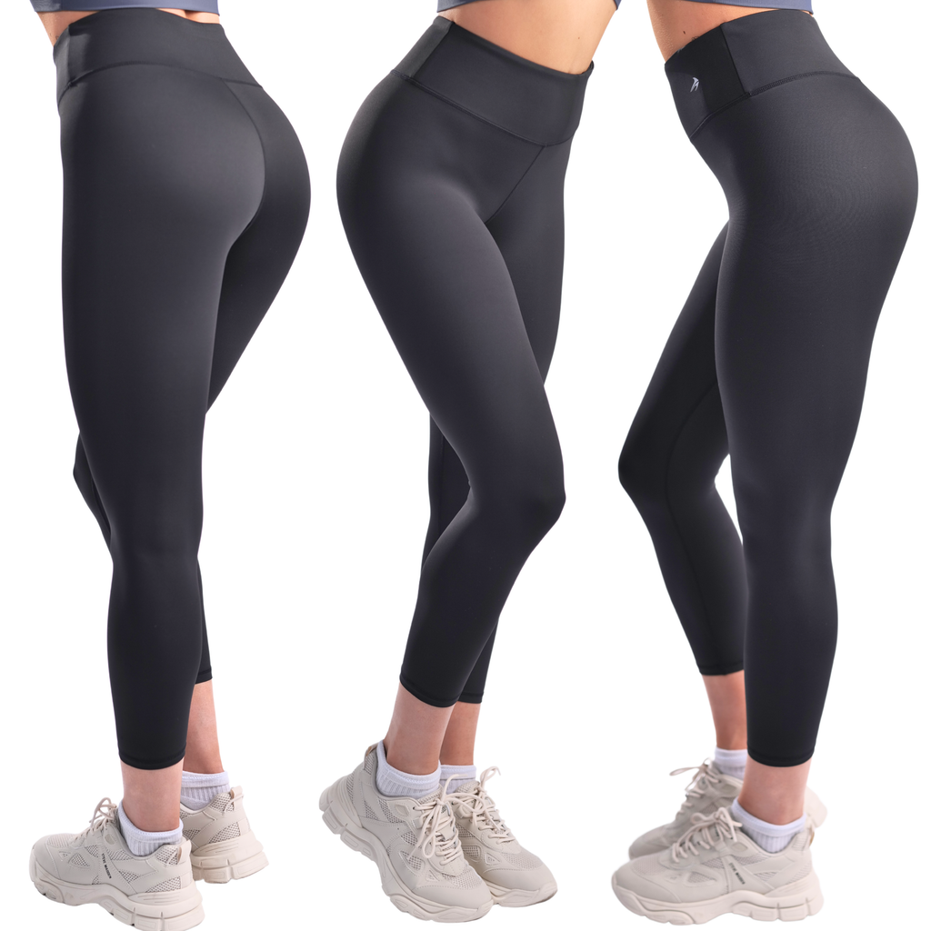 Women's Compression 7/8 Leggings - Black W/  Pockets